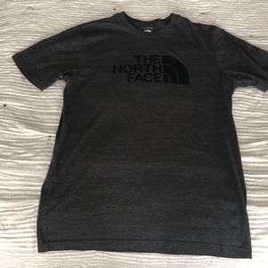 The north face T-shirt size L slim fit